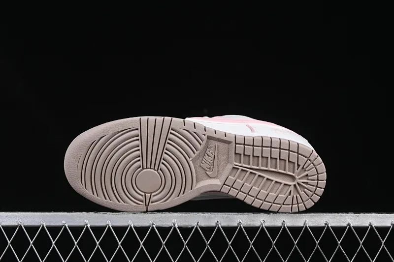 All Categories Nk SB Dunk Series Nk SB Dunk Low Low-top sneakers Nike SB Dunk Low White and pink color Anniversary high-end customization Low-top casual sneakers WP0212-013
